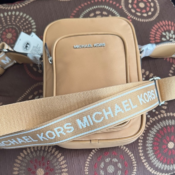Michael Kors Khai North/South Pocket Crossbody – Peanut (NWT) - Picture 7 of 7